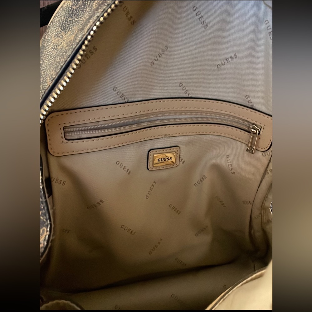 GUESS Backpack - Picture 2 of 3